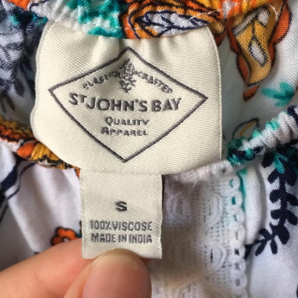 Blouse - Picture 2 of 2